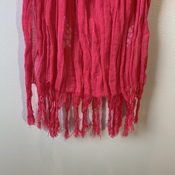 Pink scrunchie accessory scarf with fish print - Picture 5 of 5